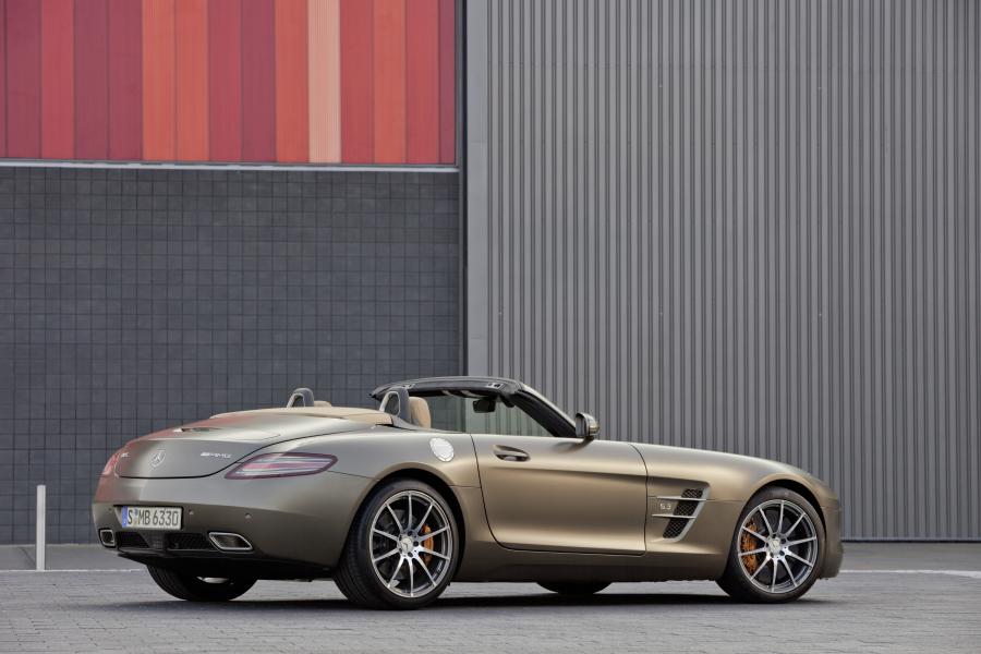  Mercedes-Benz SLS AMG Roadster 2011 года  (фото 91 из 183)